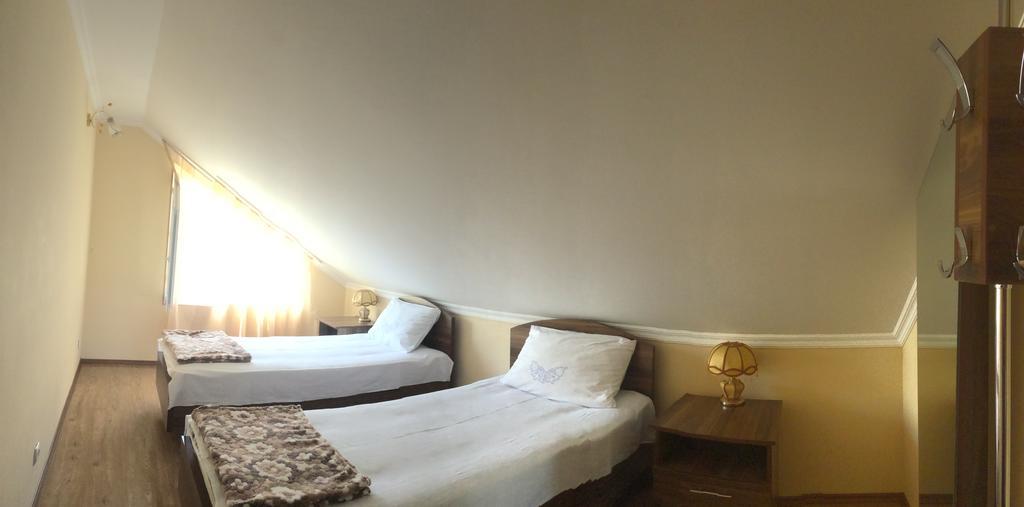 Mari Guest House Telavi Exterior foto