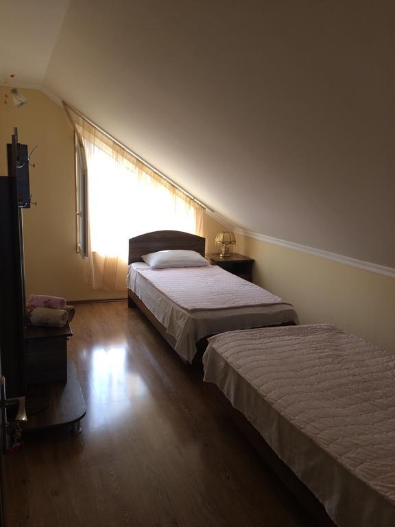 Mari Guest House Telavi Exterior foto