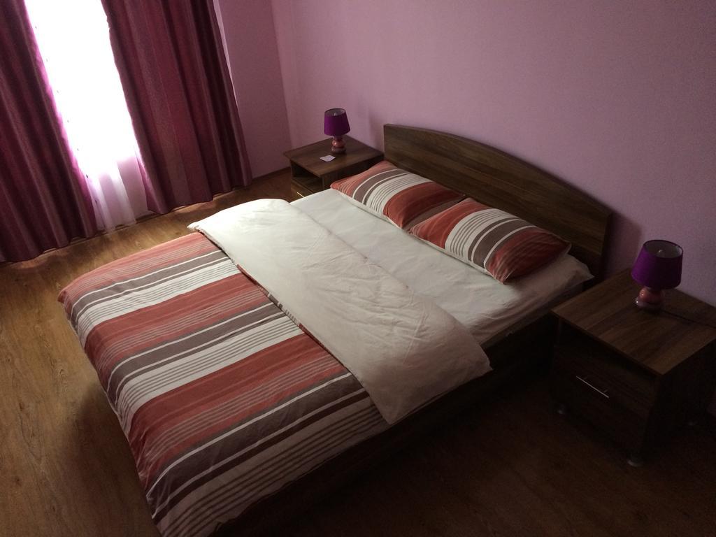 Mari Guest House Telavi Exterior foto
