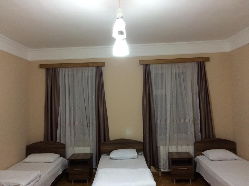 Mari Guest House Telavi Exterior foto