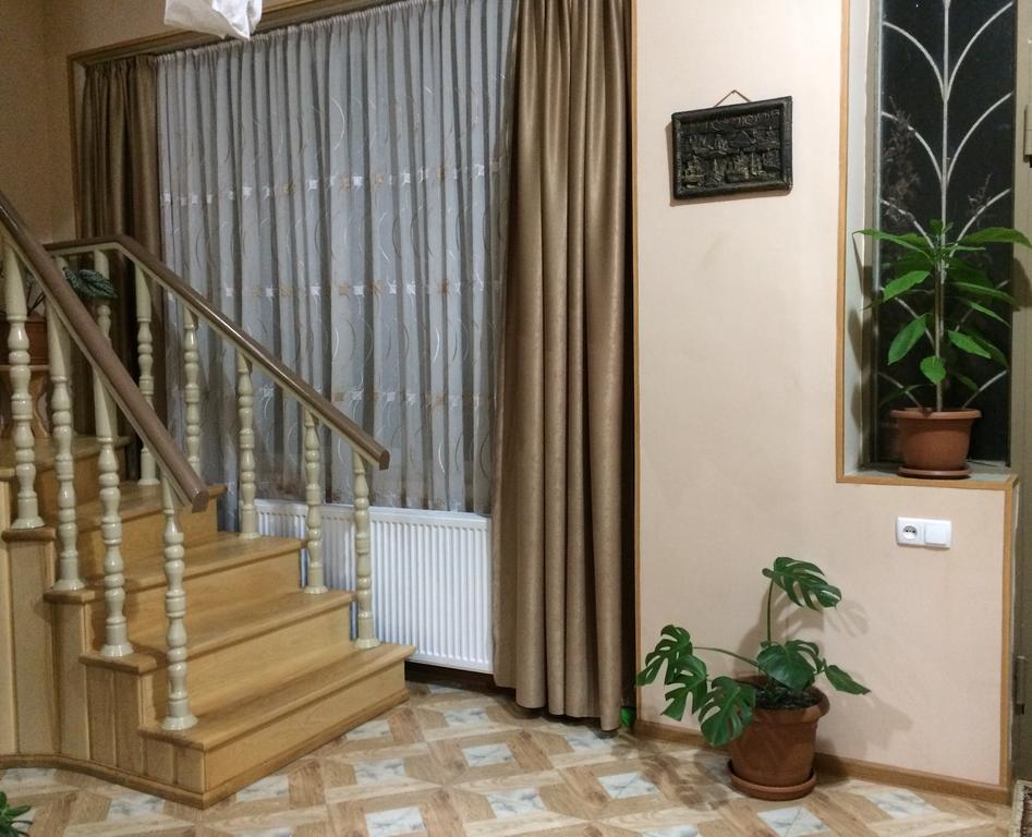 Mari Guest House Telavi Exterior foto
